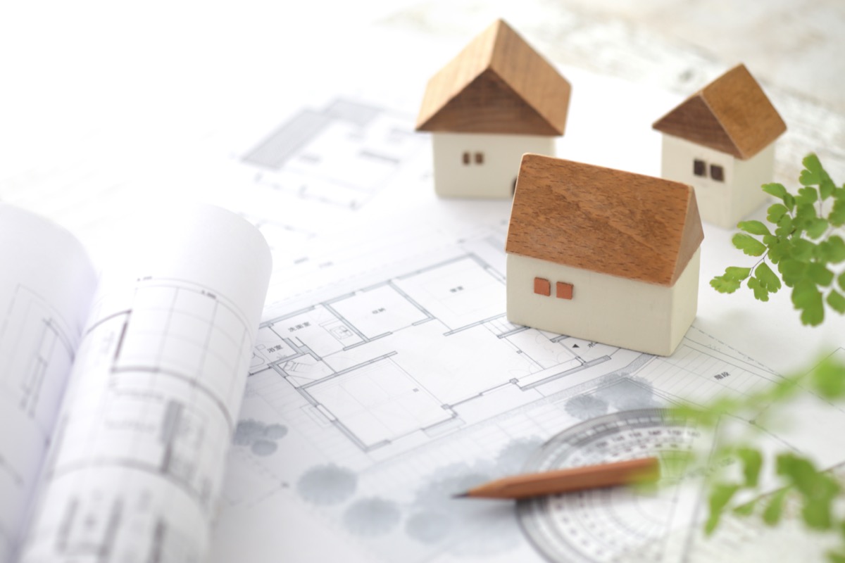 住宅ローンの頭金で金利は下がる?金利優遇・繰り上げ返済はどっちがお得?金額別シミュレーションのアイキャッチ