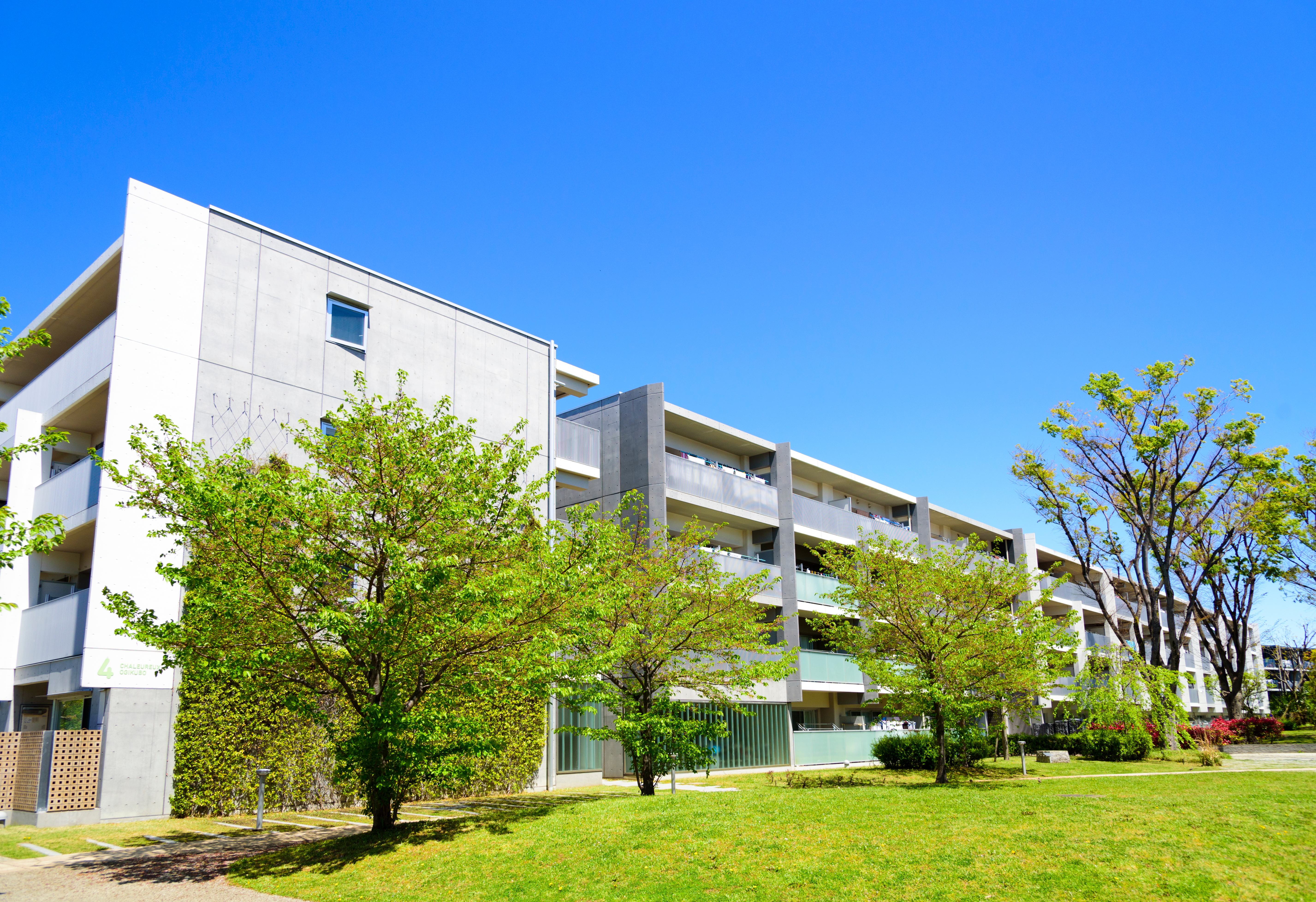 住宅ローンの団信を付けると金利はいくら上乗せ？どこまで必要か徹底比較のアイキャッチ