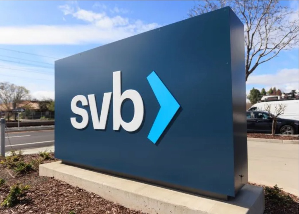 シリコンバレー銀行 破綻