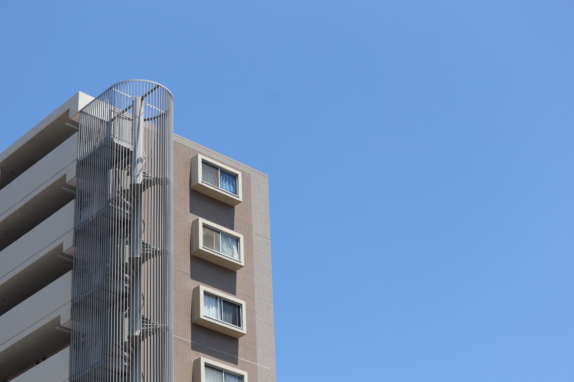 マンション購入を後悔しないために知っておきたいリスクと失敗事例